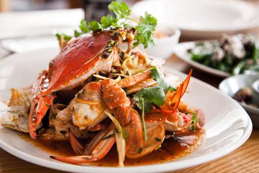 5 Best Places for Crab in Michigan!